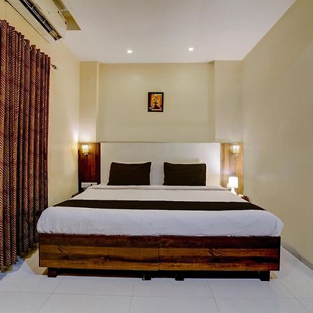 Hotel O Aishwarya Service Apartment Navi Mumbai Esterno foto