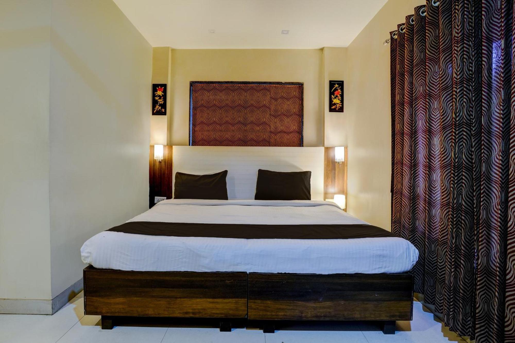Hotel O Aishwarya Service Apartment Navi Mumbai Esterno foto